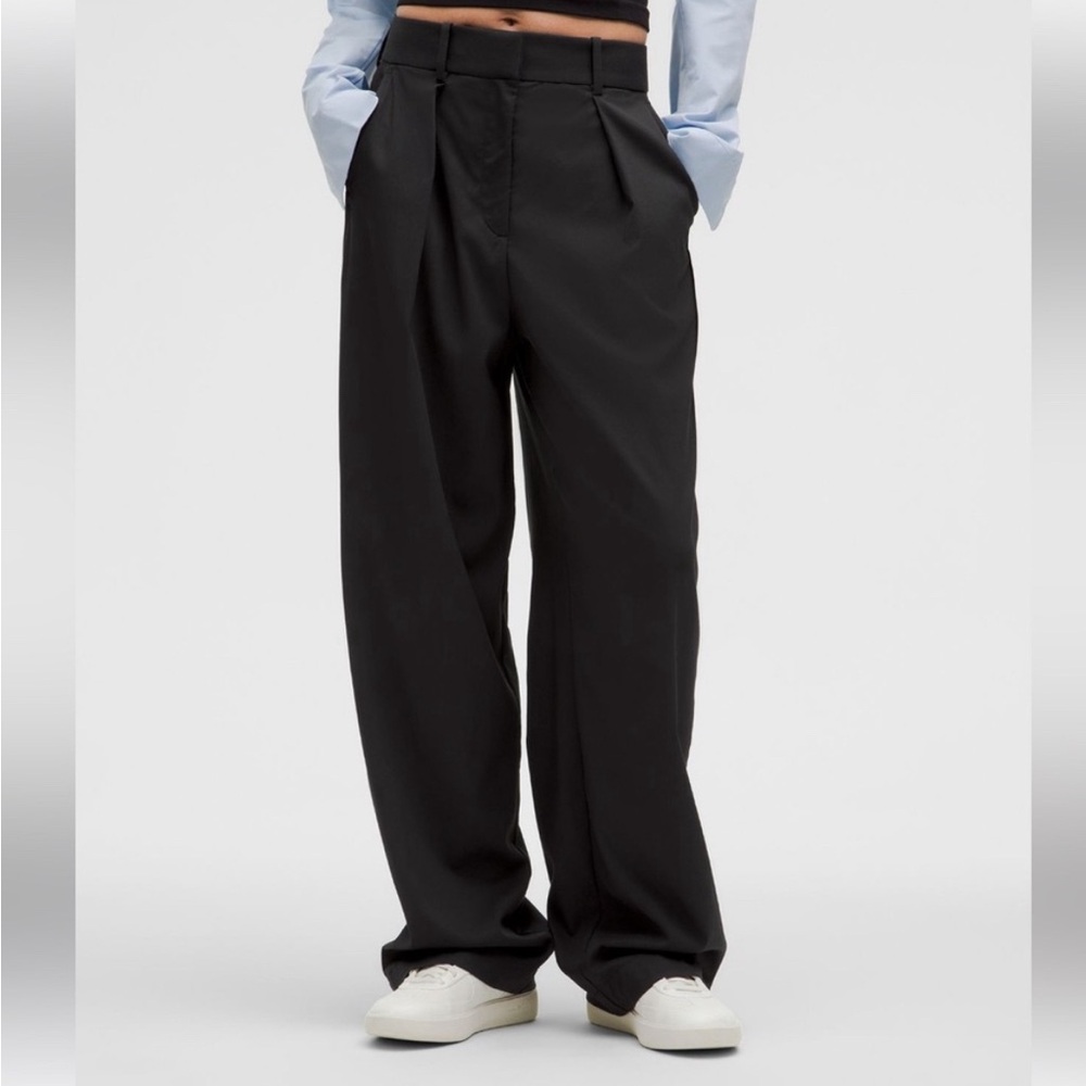 lululemon athletica pleated front Black Trousers